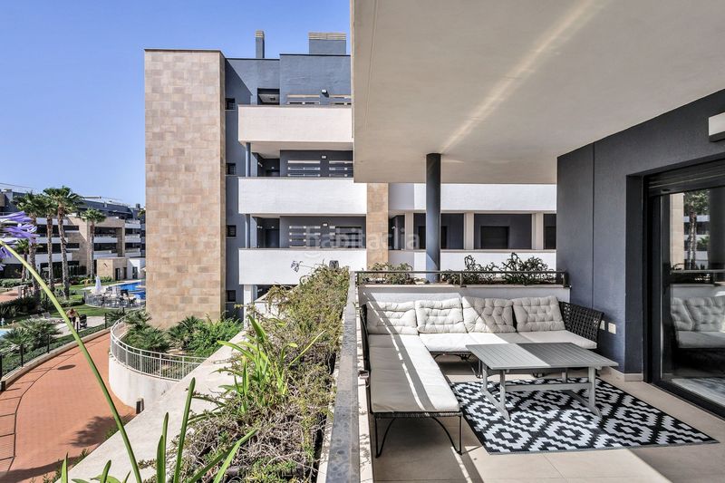 Foto 67cf9d93-8418-44d5-8a0d-baa3229d0213. Apartament amb aparcament piscina a Playa Flamenca Orihuela