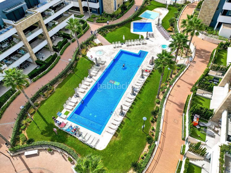 Foto 8bf9efbb-8882-47a8-8524-505434ff5781. Apartament amb aparcament piscina a Playa Flamenca Orihuela