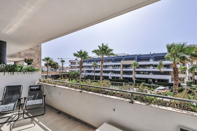 Foto a8328f93-2e9d-46c3-8f32-12298eaea6c2. Apartament amb aparcament piscina a Playa Flamenca Orihuela