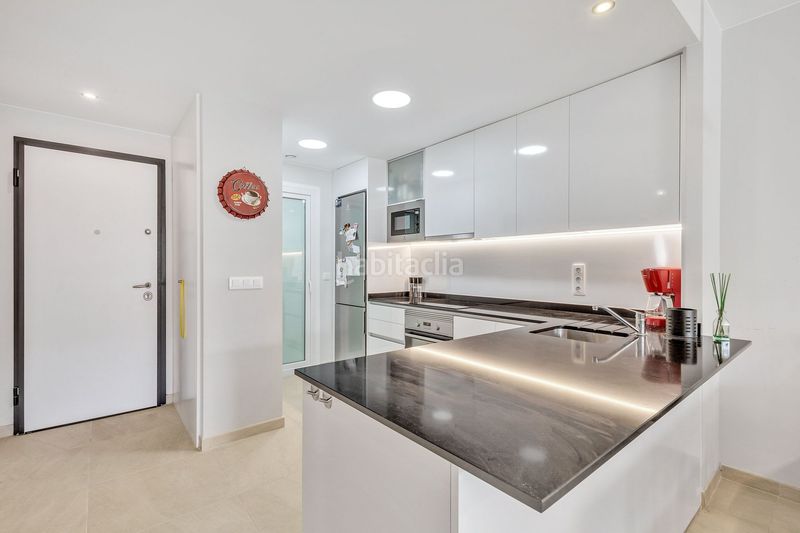 Foto e3279e2d-c776-4142-8f10-ac7f8305bcc6. Apartament amb aparcament piscina a Playa Flamenca Orihuela