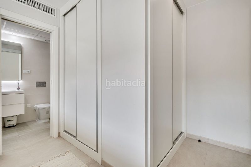Foto f820db96-f209-4dcf-a0bd-3d14552c18ea. Apartament amb aparcament piscina a Playa Flamenca Orihuela