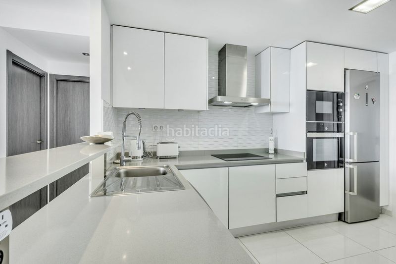 Foto 86884708-fd06-4311-9b08-f52e41d31f55. Apartament amb aparcament piscina a Punta Prima Torrevieja