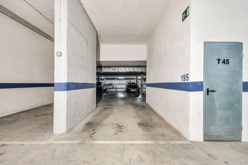 Foto a6e15912-ae2a-4145-95ab-dde7d2e6f594. Apartament amb aparcament piscina a Punta Prima Torrevieja