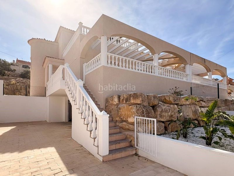 Foto 6c7ee162-d8d1-4268-aa76-cb8125e656d2. Casa adossada amb aparcament a Pueblo Acantilado-Lanuza Campello (el)