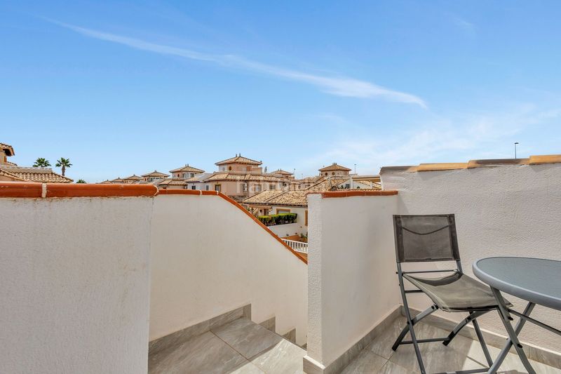 Foto 12dd0ca4-2853-4a65-b4e2-68a1d377faf4. Apartament amb piscina a Lomas de Cabo Roig - Los Dolses Orihuela