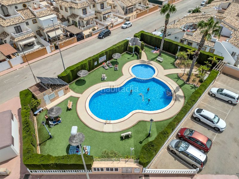 Foto 30e1b491-efa4-4128-8f8f-55f1af3b572c. Apartament amb piscina a Lomas de Cabo Roig - Los Dolses Orihuela