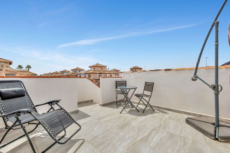 Foto 8143269f-cf85-4124-8002-ae3b584d22d9. Apartament amb piscina a Lomas de Cabo Roig - Los Dolses Orihuela