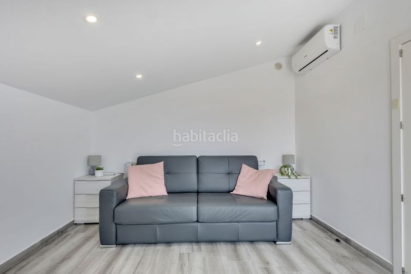 Foto bd0367f0-5fe7-4ece-baec-9340065edc4d. Apartament amb piscina a Lomas de Cabo Roig - Los Dolses Orihuela