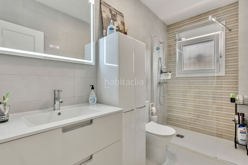 Foto e4c62cb8-8ab8-4379-93fd-cfb20cf52789. Apartament amb piscina a Lomas de Cabo Roig - Los Dolses Orihuela