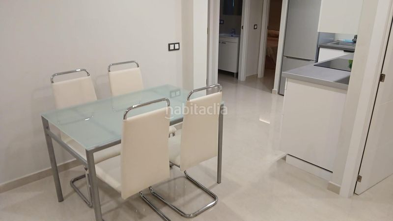 Foto 817c2dce-24db-4248-aa9e-4b960b176db0. Apartament amb piscina a Centro Urbano Benidorm