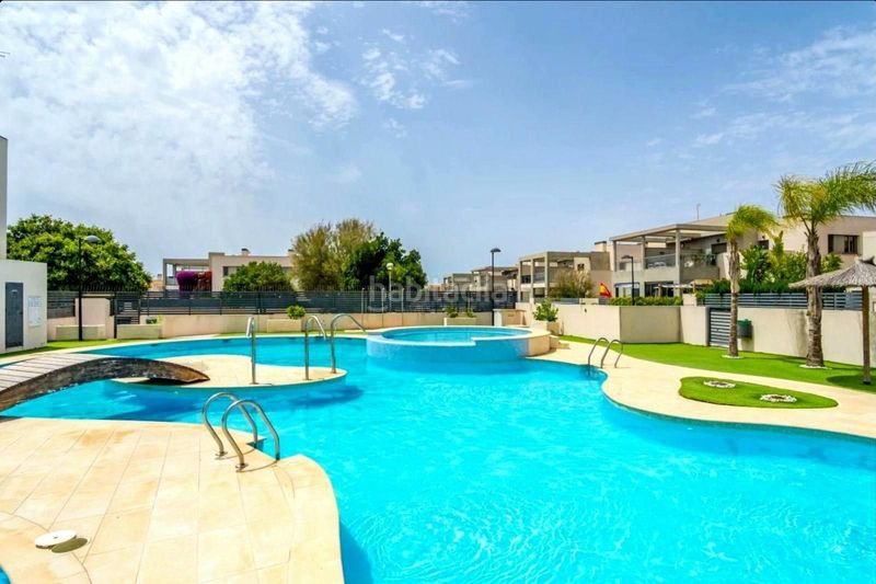 Foto b3e99823-6513-4740-b054-4ac2a600a5aa. Apartament amb aparcament piscina a Aguas Nuevas Torrevieja