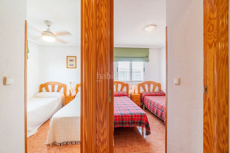 Foto 3cd36a22-d367-4996-b054-85312857bb23. Casa a schiera con piscina in Playa Flamenca Orihuela