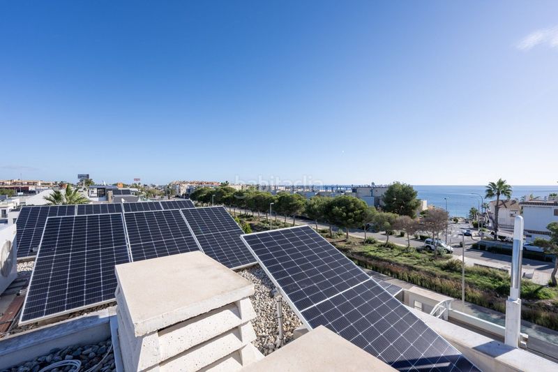 Foto a48869ba-2ce8-49dd-84f9-c8595dac5772. Xalet amb aparcament piscina a Campoamor Orihuela