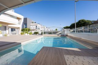 Chalet  N/a. Villa exclusiva a 200 metros del mar!