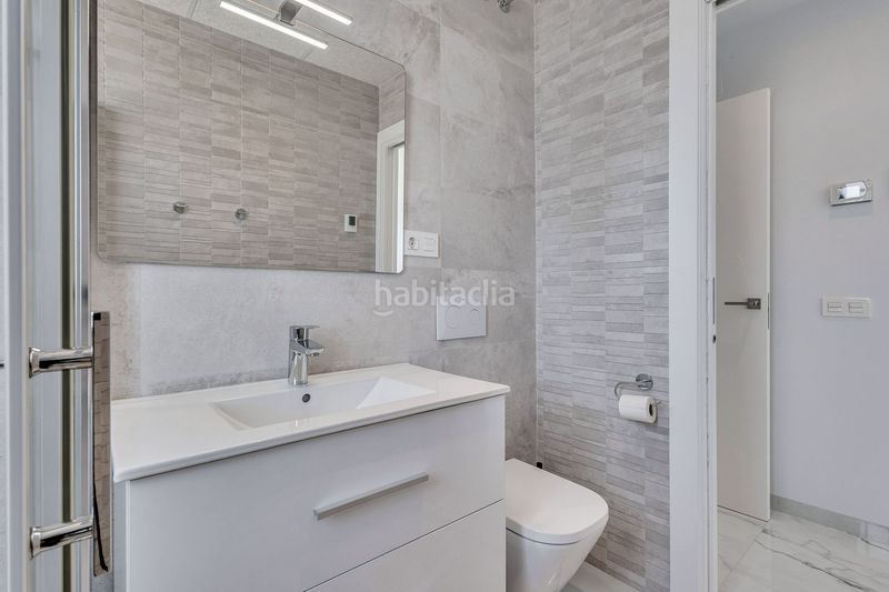Foto 015756b1-5337-44dc-b5cf-79ac93e6a4d4. Xalet amb piscina a Miramar - Torre del Moro Torrevieja