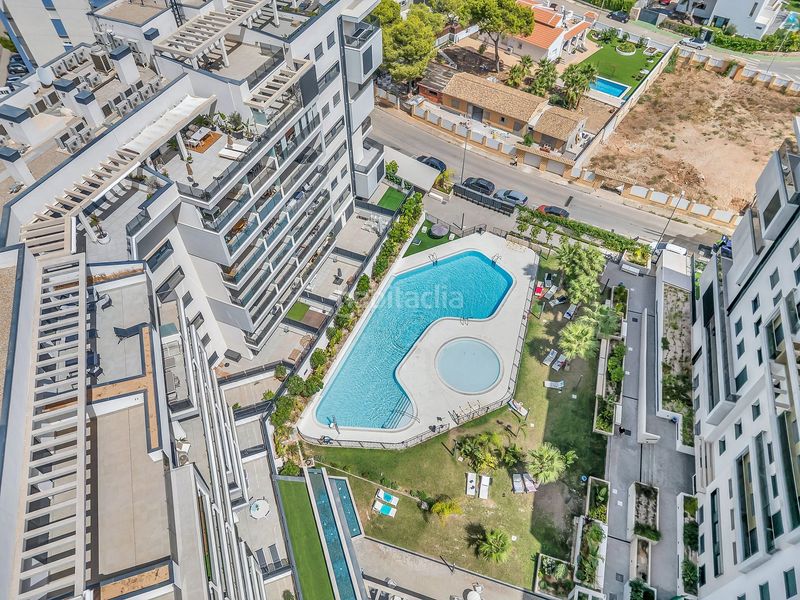 Foto a0f34da0-6bc8-4d30-83a8-aaba291a1130. Apartament amb aparcament piscina a Campoamor Orihuela