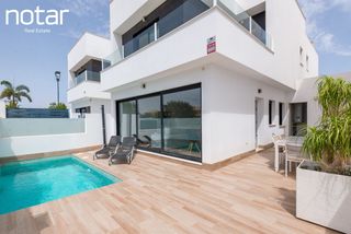 Xalet  N/a. Exclusiva villa en san pedro del pinatar!