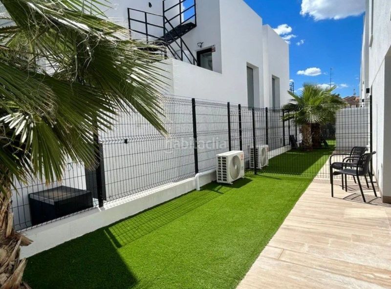 Foto 618bb3fc-b69c-48d2-8159-96b093fa6795. Apartament amb aparcament piscina a Zeniamar - Horizonte - La Campana Orihuela