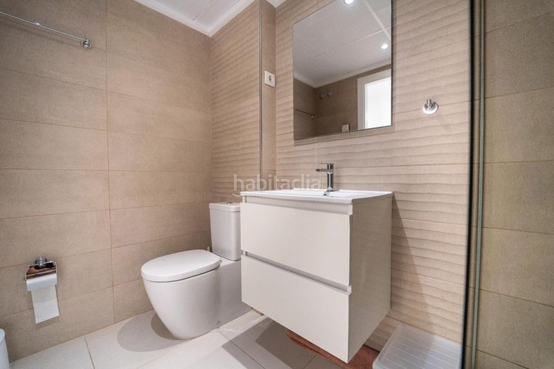 Foto 2f9d9a71-aa3f-4874-9066-6af113a4b43a. Apartament amb aparcament piscina a Punta Prima Torrevieja