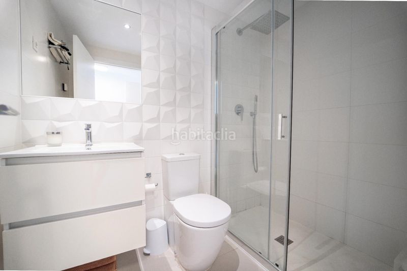 Foto 6a18a989-dabb-4842-a66a-0257dd871037. Apartament amb aparcament piscina a Punta Prima Torrevieja