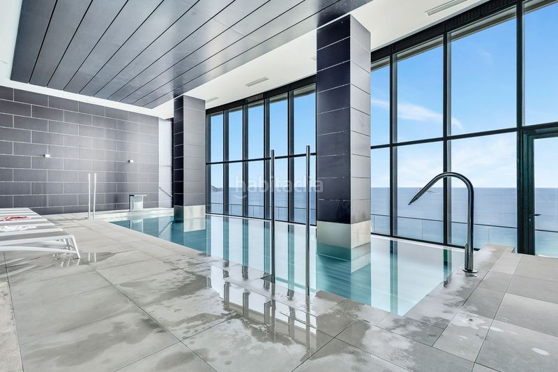 Foto 15db1291-3771-475d-9521-67d91590e0fb. Apartament amb aparcament piscina a Playa Poniente Benidorm