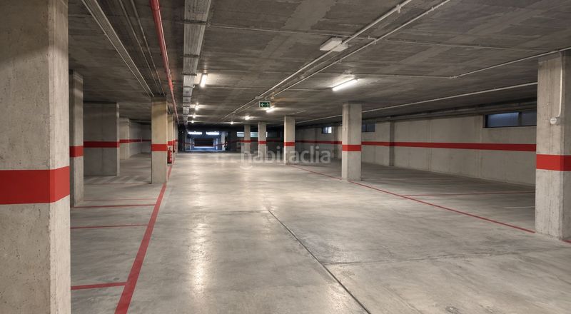 Foto 9f432a1f-eec6-4a6b-9d90-eb91c21cf984. Apartament amb aparcament piscina a Playa Poniente Benidorm