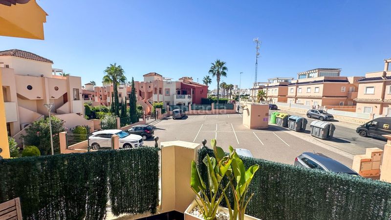 Foto ec62aebd-1016-4f57-8f2f-b66a71e4f4ef. Àtic amb aparcament piscina a Los Balcones-Los Altos Torrevieja