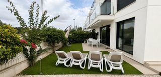 Apartment  Punta prima. Piso en esquina con una gran parcela privada!