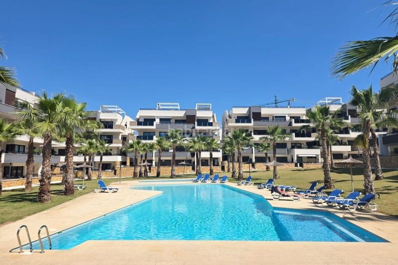 Foto 557e2619-e36d-44c3-97e6-4140adfd51ae. Apartament amb aparcament piscina a La Florida Orihuela