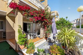 Apartment  N/a. Encantador apartamento en planta baja en una zona muy solicitada