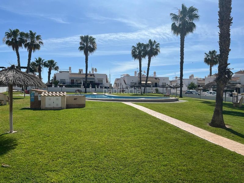 Foto 19aad317-d0fd-44c6-9448-e43930d0d6c2. Apartament amb piscina a La Florida Orihuela