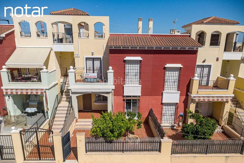 Foto 574f5800-41db-480c-8ba0-2530e92809fb. Apartament amb piscina a Aguas Nuevas Torrevieja