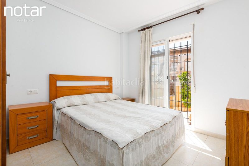 Foto 9935d152-d802-448c-b2a9-93f559c2958b. Apartament amb piscina a Aguas Nuevas Torrevieja