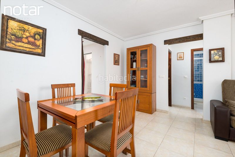 Foto c784219c-e153-462c-b746-29f311d2db82. Apartament amb piscina a Aguas Nuevas Torrevieja