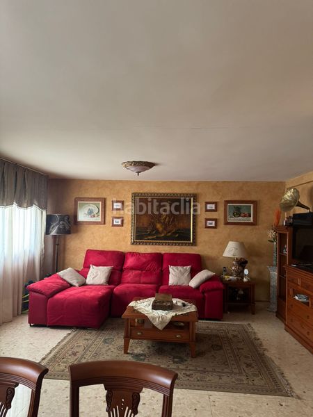 Foto 51b562e4-f375-4cc4-a15b-4e83989a19a9. Edifici a Carolinas Bajas Alicante