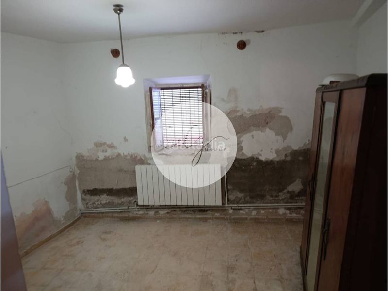 Foto 44bf7a33-a8df-40c7-872d-ba322629e7fb. Casa amb calefacció aparcament a Ventosa de la Cuesta