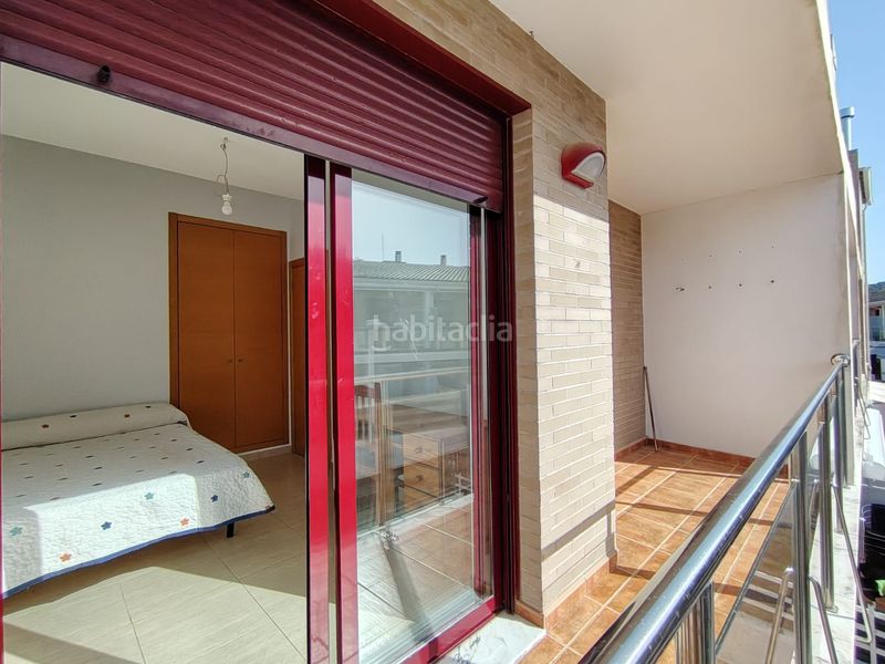 Foto b3b9d9a6-1bed-4ccb-8b9f-8f90b0308a58. Casa adossada a carrer del port de querol 2 a El Balcó-Jaume I Oropesa del Mar