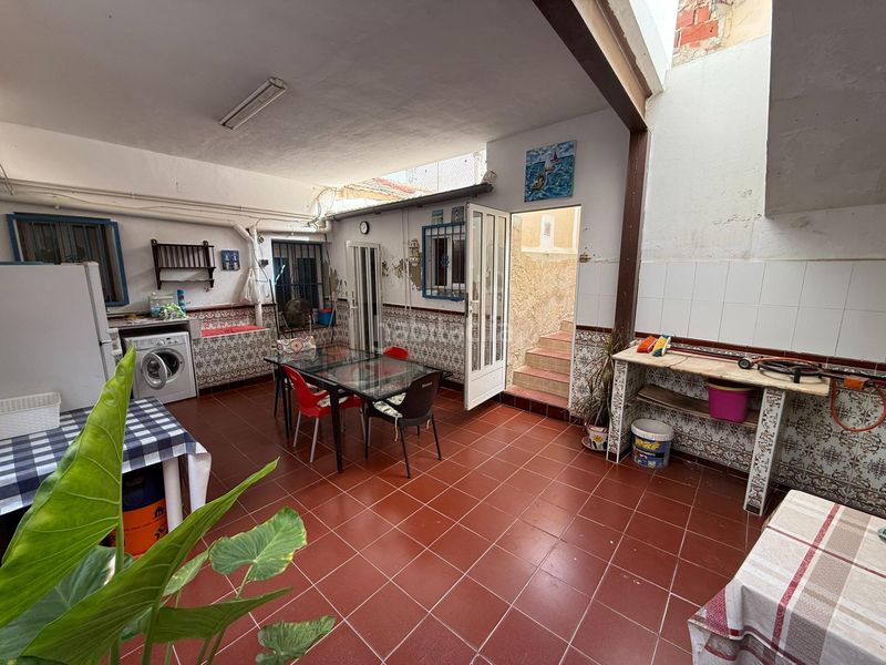 Foto 24e29f12-31df-4ef1-a694-2e7c63fc1b7e. Casa a calle cecilio araez 41 a Centro Rojales