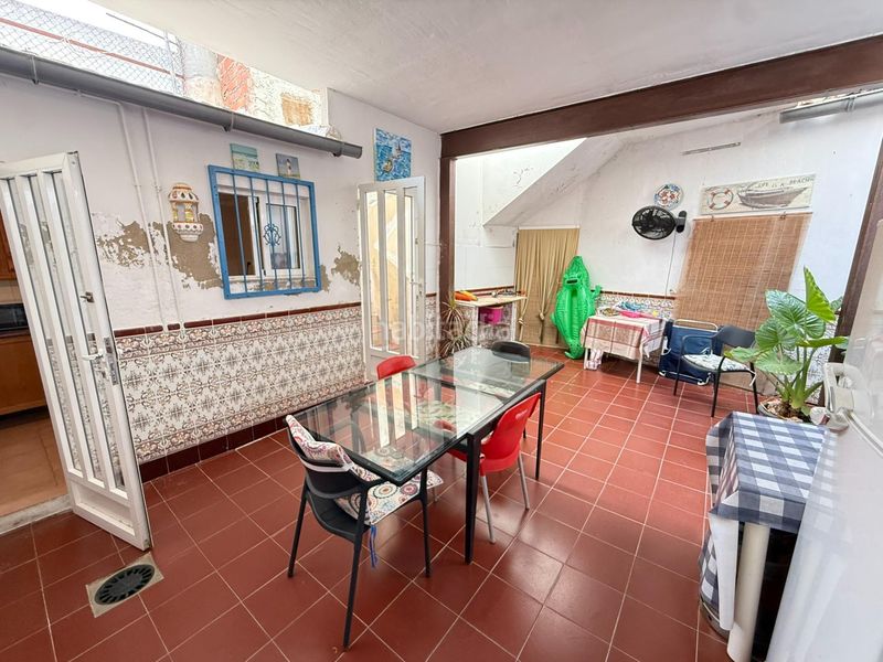 Foto d99ed392-ce37-4c2c-b740-bd3082c403b6. Casa a calle cecilio araez 41 a Centro Rojales