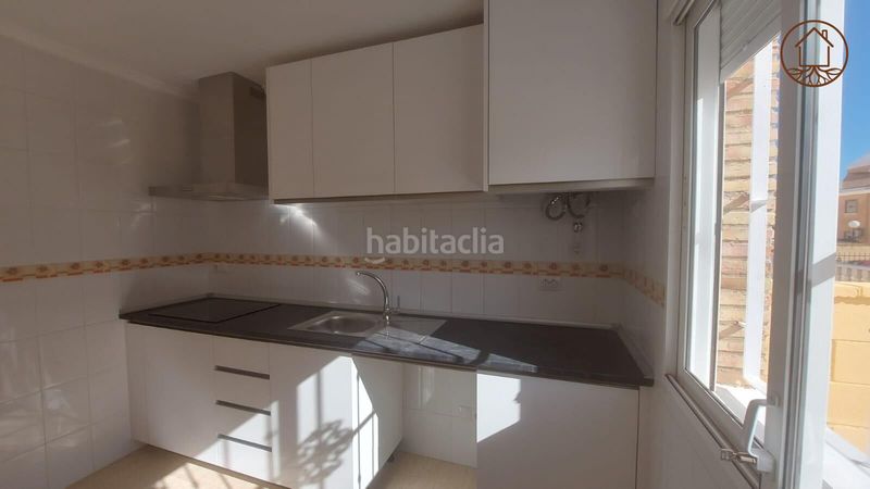 Foto a4b9d1f2-717b-4735-8ac1-402b3a191f9a. Maison dans avenida gijón 147 dans Lo Marabú Rojales