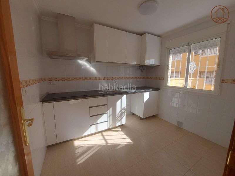 Foto bd78a6e8-c4be-478e-b74b-48df6dcd977e. Maison dans avenida gijón 147 dans Lo Marabú Rojales
