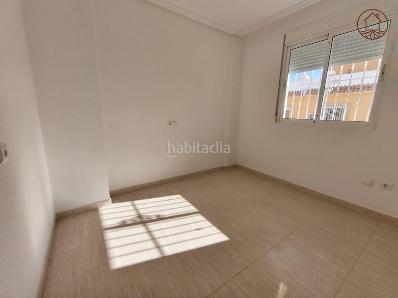 Foto d2056b66-a551-44f0-8c43-4c14ee7b1376. Maison dans avenida gijón 147 dans Lo Marabú Rojales