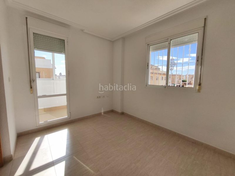 Foto e62505b6-765d-487f-b2e8-9b6db7af6031. Casa a avenida gijón 147 a Lo Marabú Rojales