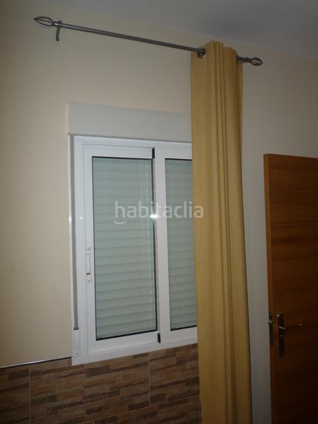 Foto 0b3f865f-11f2-4bd2-aab6-ccb316115fa9. Edifici a calle colon 12 a Barrio del Centro Alicante