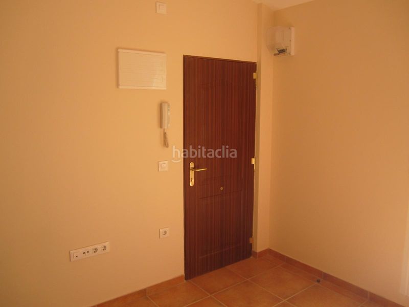 Foto 60e384b5-bebf-46ad-aff4-c699993180af. Edifici a calle colon 12 a Barrio del Centro Alicante