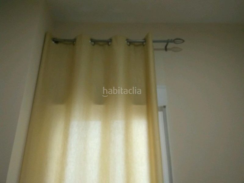 Foto 6de4c8e0-9e7e-40d2-9917-8c31cd41387a. Edifici a calle colon 12 a Barrio del Centro Alicante