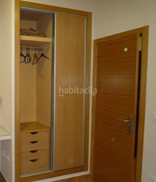 Foto f3065a4e-667c-48f7-baef-7bb8d504da8a. Edifici a calle colon 12 a Barrio del Centro Alicante