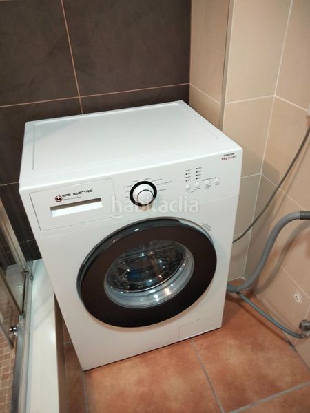 Foto fcf309fb-b5a7-467e-8926-185892ac5844. Edifici a calle colon 12 a Barrio del Centro Alicante