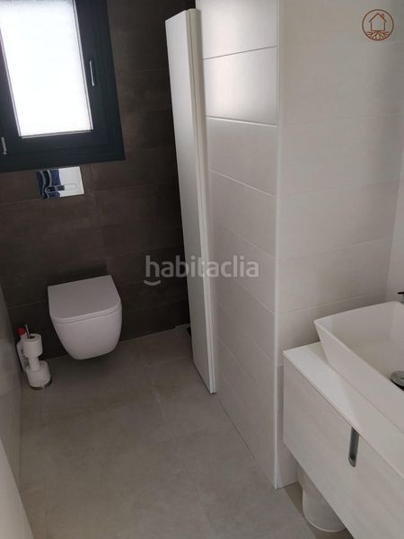 Foto 2a01581a-c324-4173-a0f5-48c56ce7c967. Chalet in calle calle manuel de falla 48 in Daya Nueva