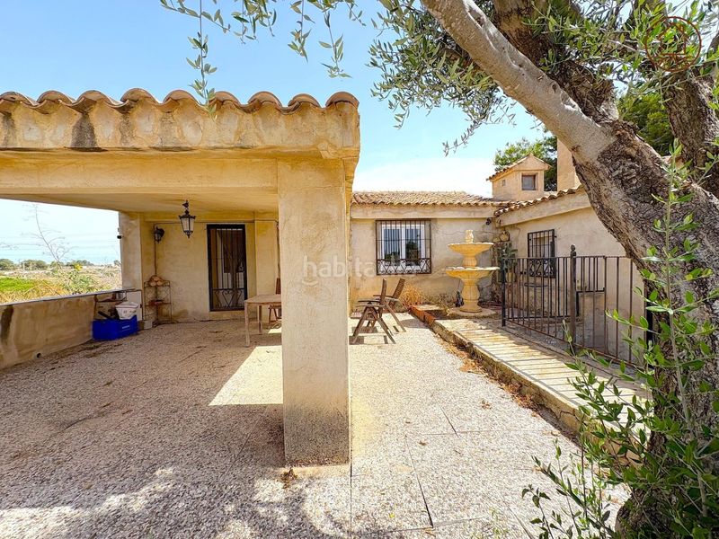 Foto 58b87e6f-00bb-47a9-ad9d-e46364361b71. Chalet con parcheggio piscina in Almoradí